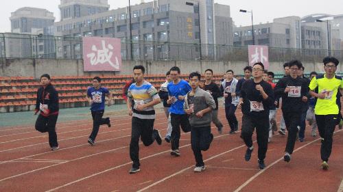 五千米赛场