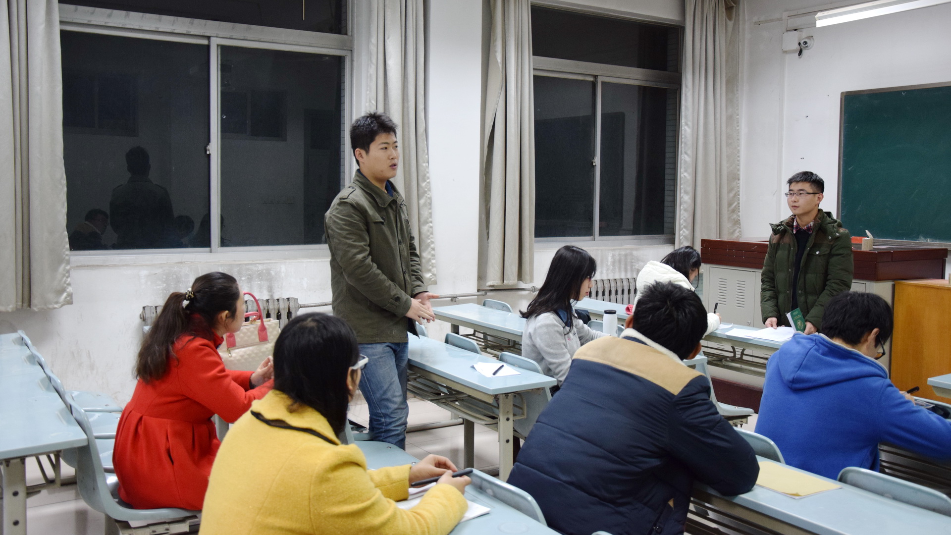 学生党支部支部开展学习