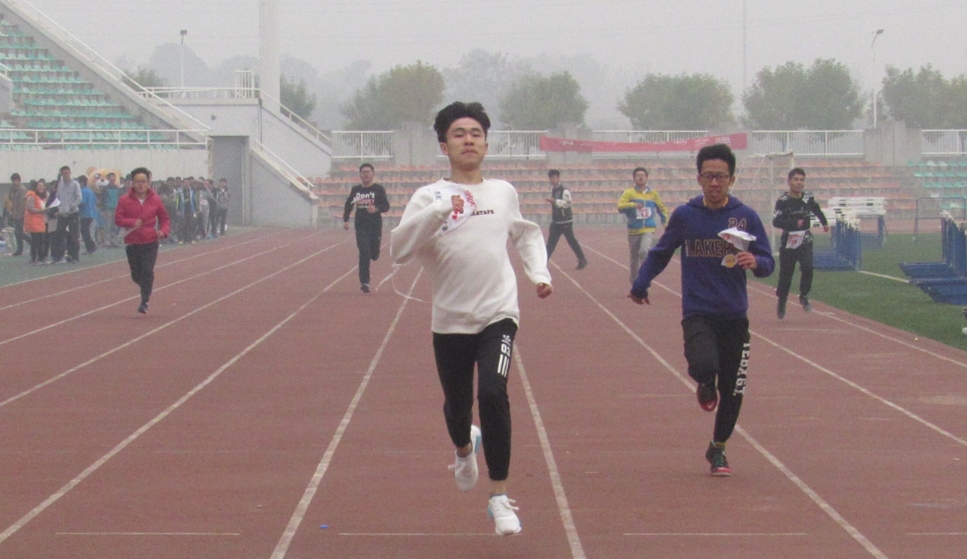 右任书院新生运动会径赛