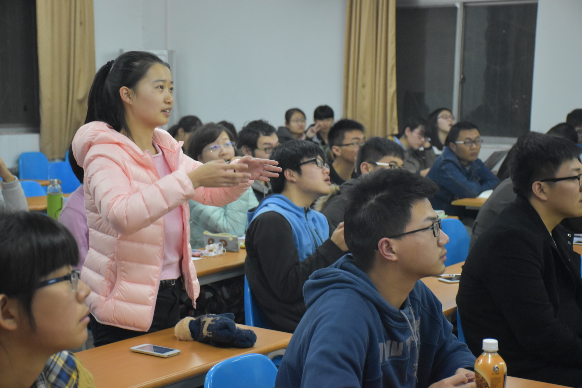 学生提问