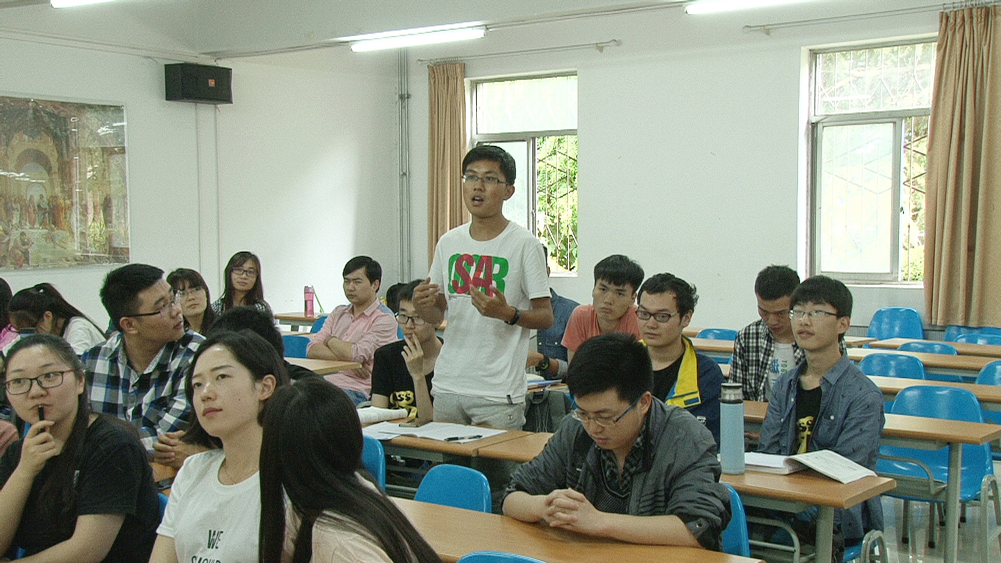 学生提问