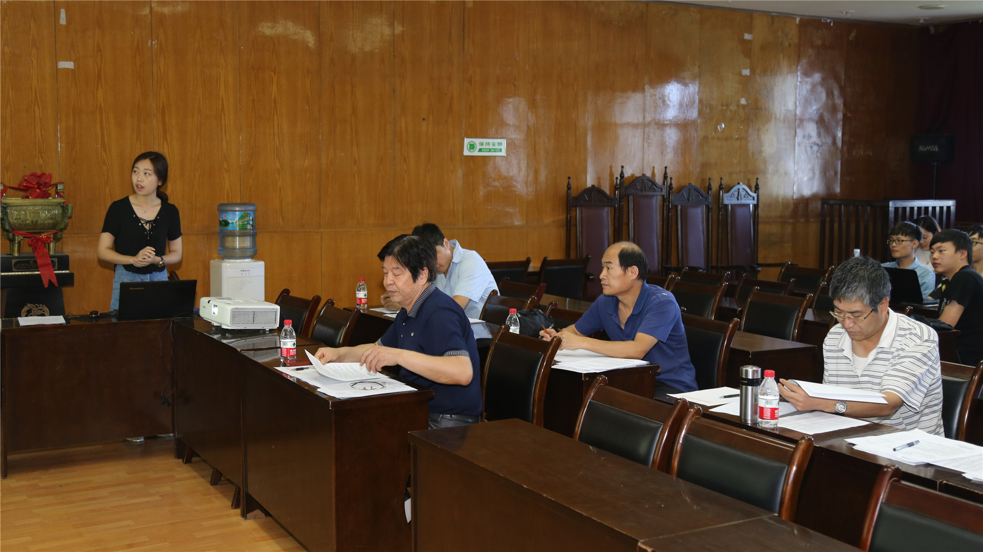 新葡的京集团88142014级学生科研创新能力考核答辩3