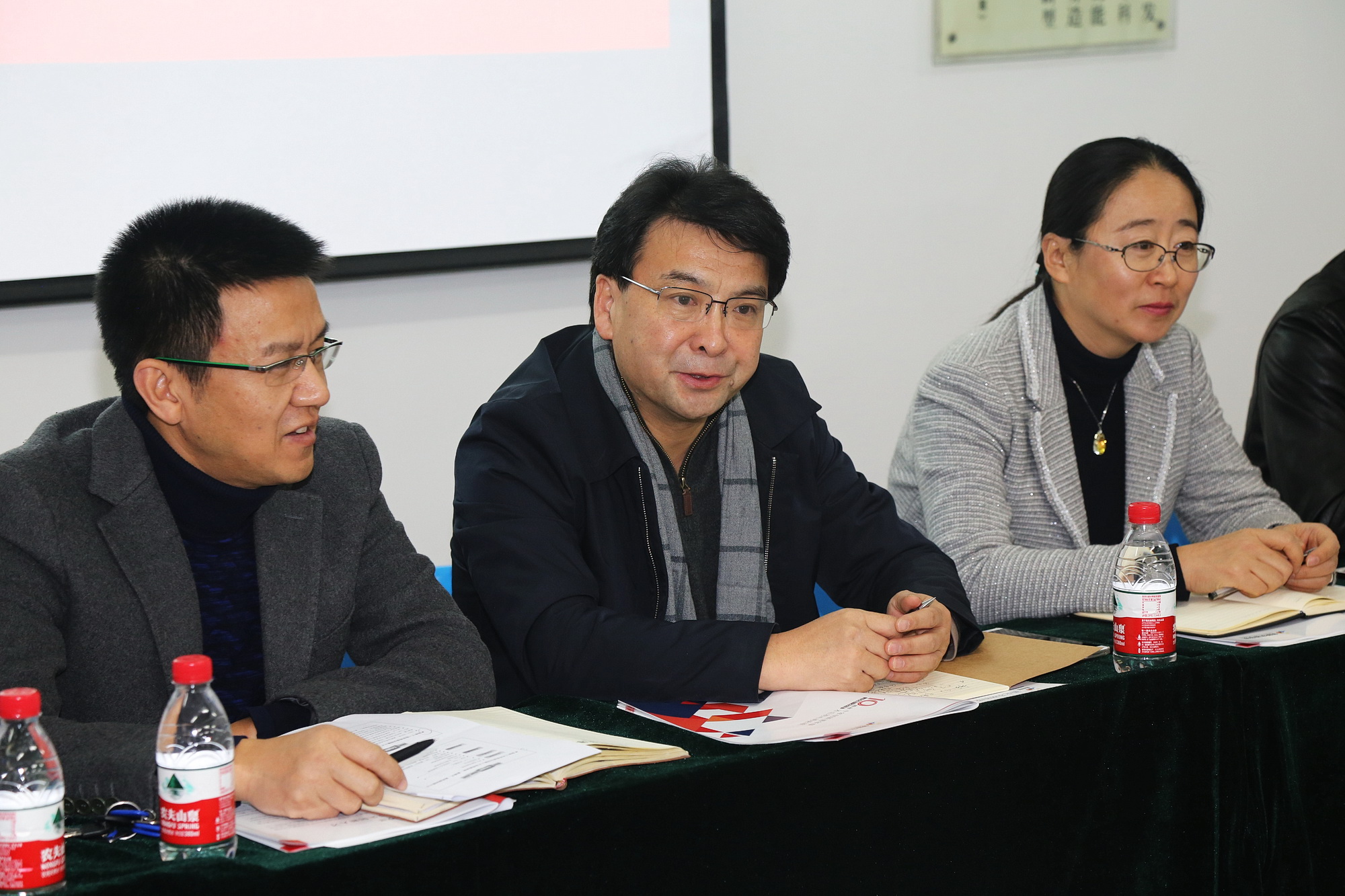教务处长陈遇春教授发言