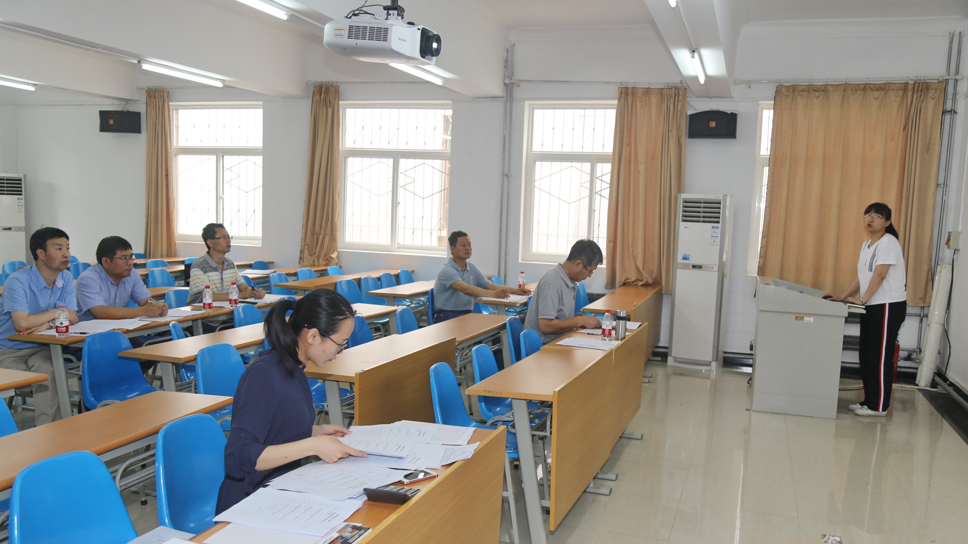 新葡的京集团88142015级学生科研创新能力考核答辩第三组